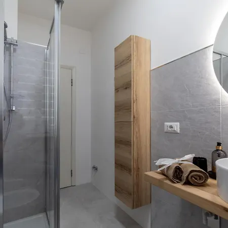 Apartament Sirio *